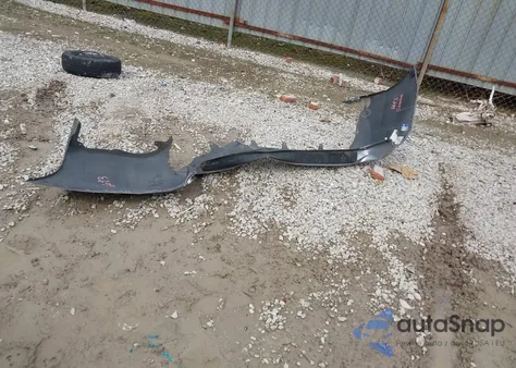 2013 Toyota Sienna Le V6 8 Passenger z USA, uszkodzony, nr VIN 5TDKK3DC5DS348078